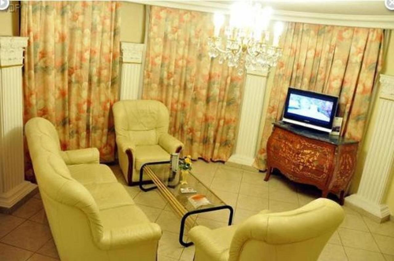 Hotel Vallee Des Princes 두알라 외부 사진