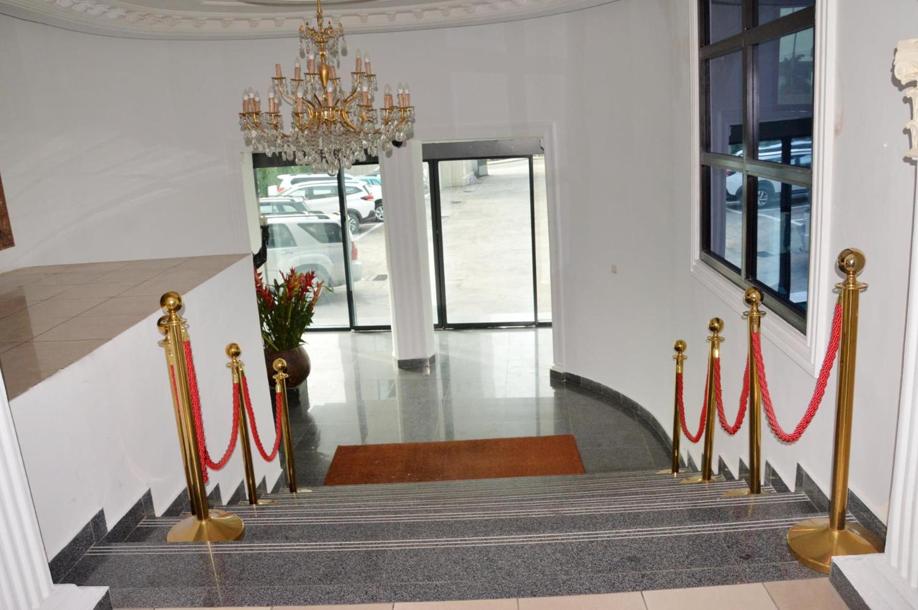 Hotel Vallee Des Princes 두알라 외부 사진